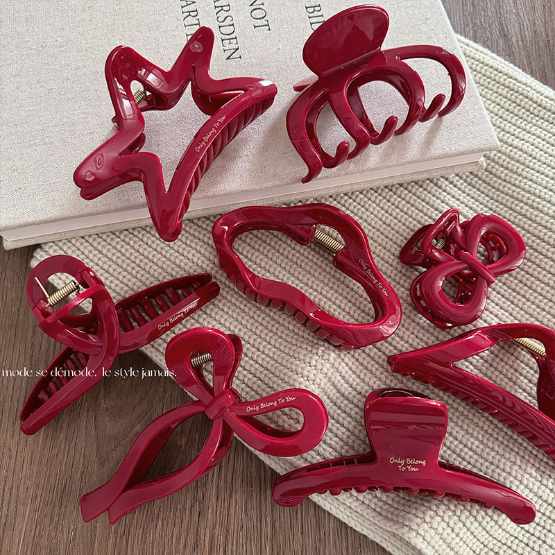 Resin Art Alphabet - مشبك شعر مستعار برأس خلفي كبير