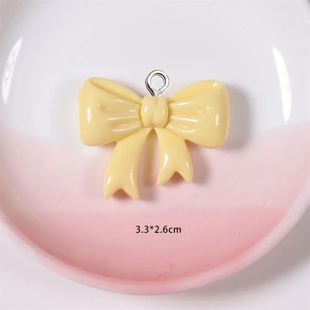 10 قطع من الزينة المصنوعة يدوي - مراجعة Resin Art Keychain وسعره