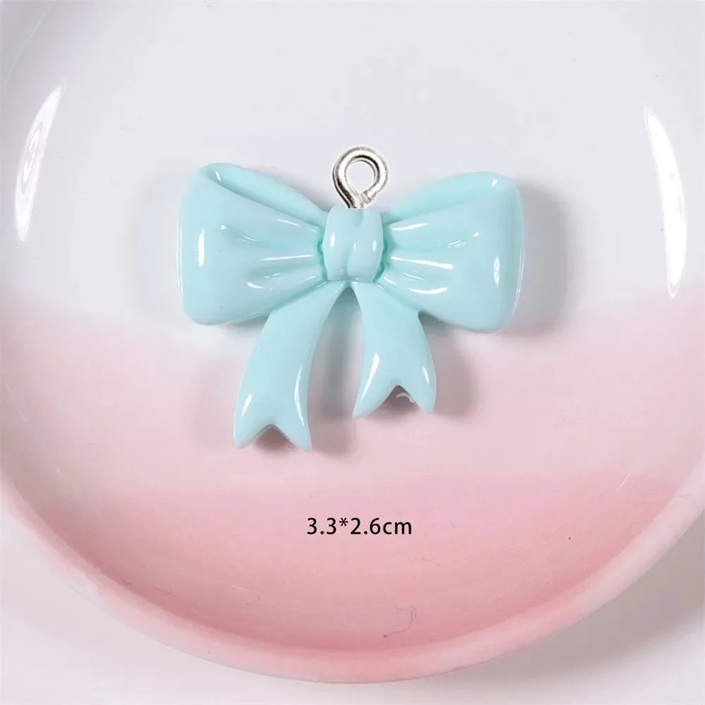 10 قطع من الزينة المصنوعة يدوي - مراجعة Resin Art Keychain وسعره
