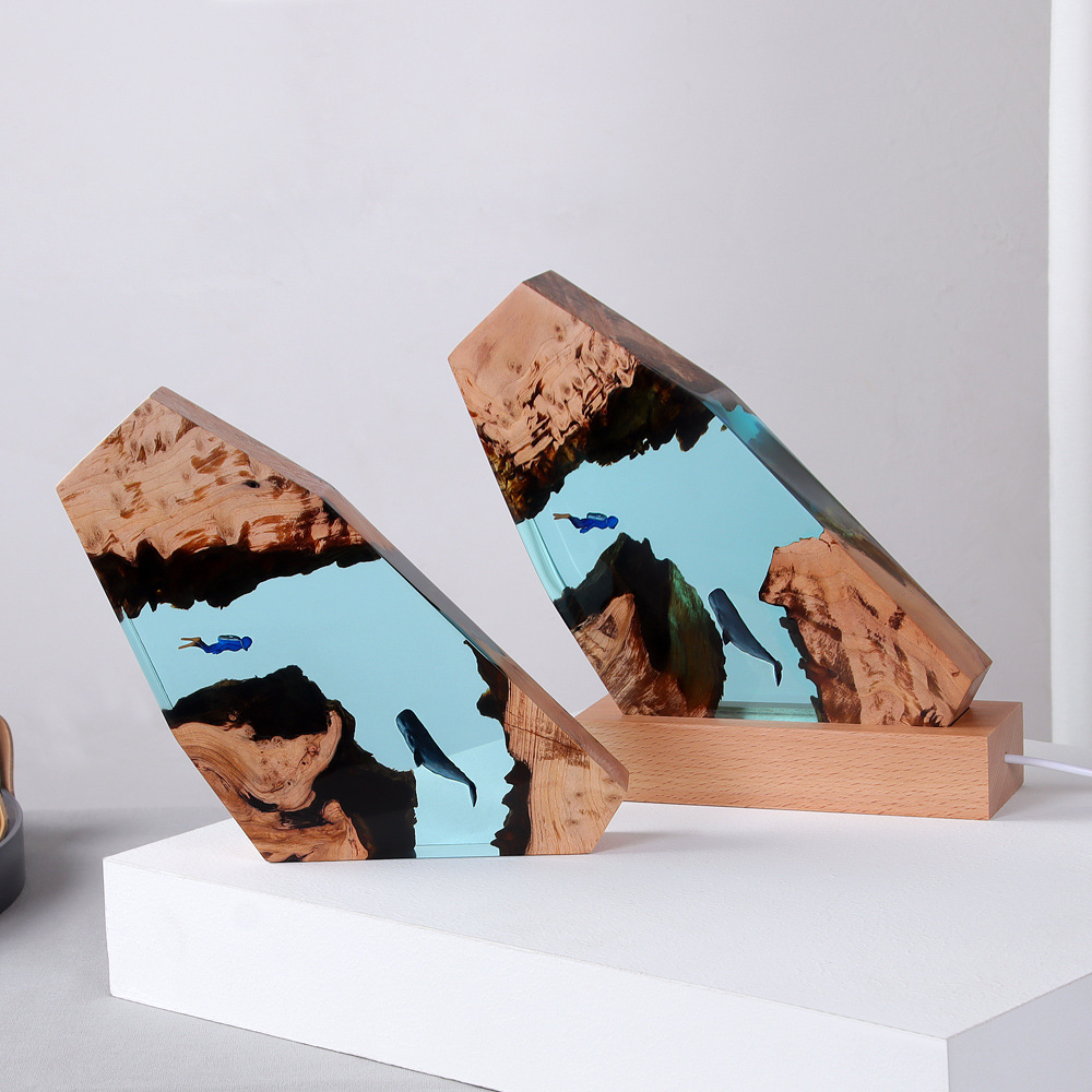 ديكور منزلي جديد على شكل غواصة - مراجعة Resin Art Underwater وسعره