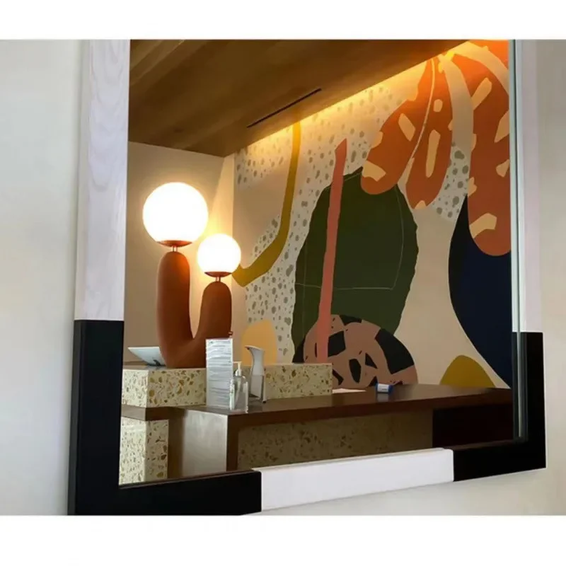 مصباح طاولة بتصميم إسكندنافي ل - مراجعة Resin Art On Floor وسعره