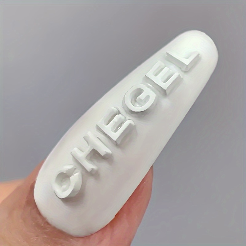 قالب أحرف لتصميم الأظافر بنفسك - مراجعة Resin Art Alphabet وسعره
