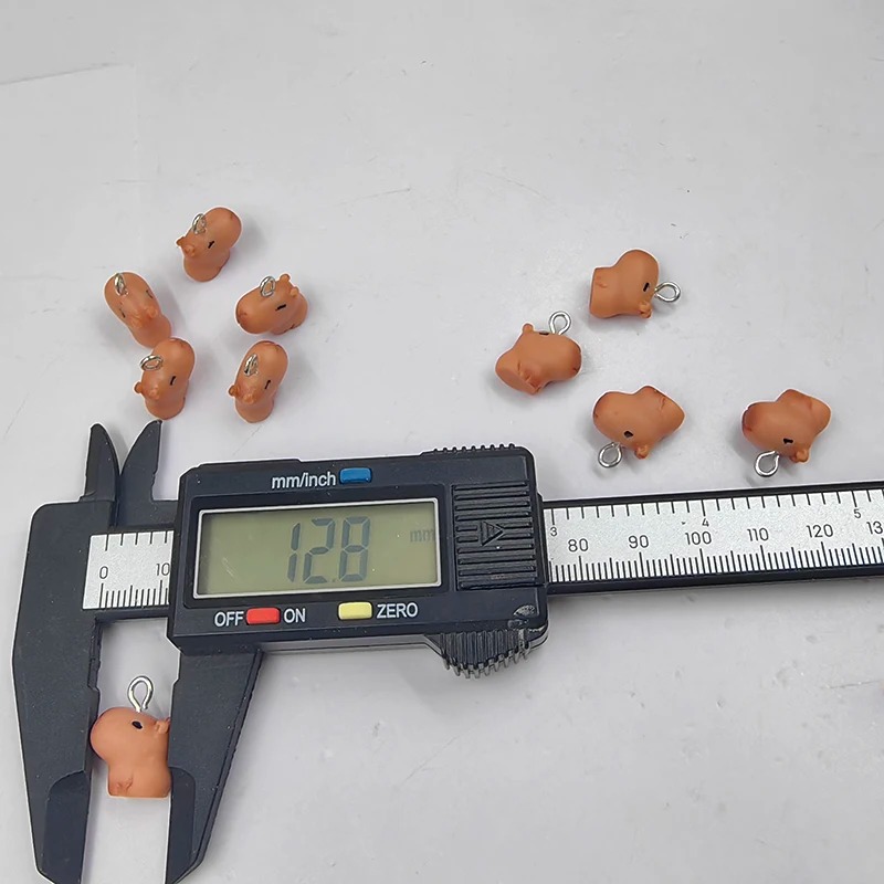 10 قطع من تعليقات الكابيبارا ا - مراجعة Resin Art Keychain وسعره